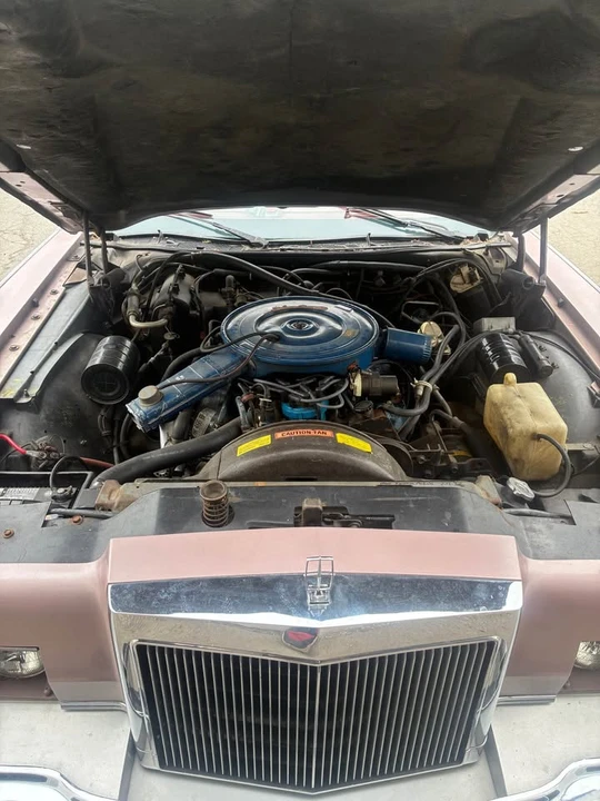 1977 Lincoln Town Car - Image 10 of 14