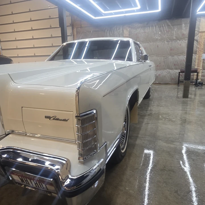 1977 Lincoln Town Car - Image 5 of 21