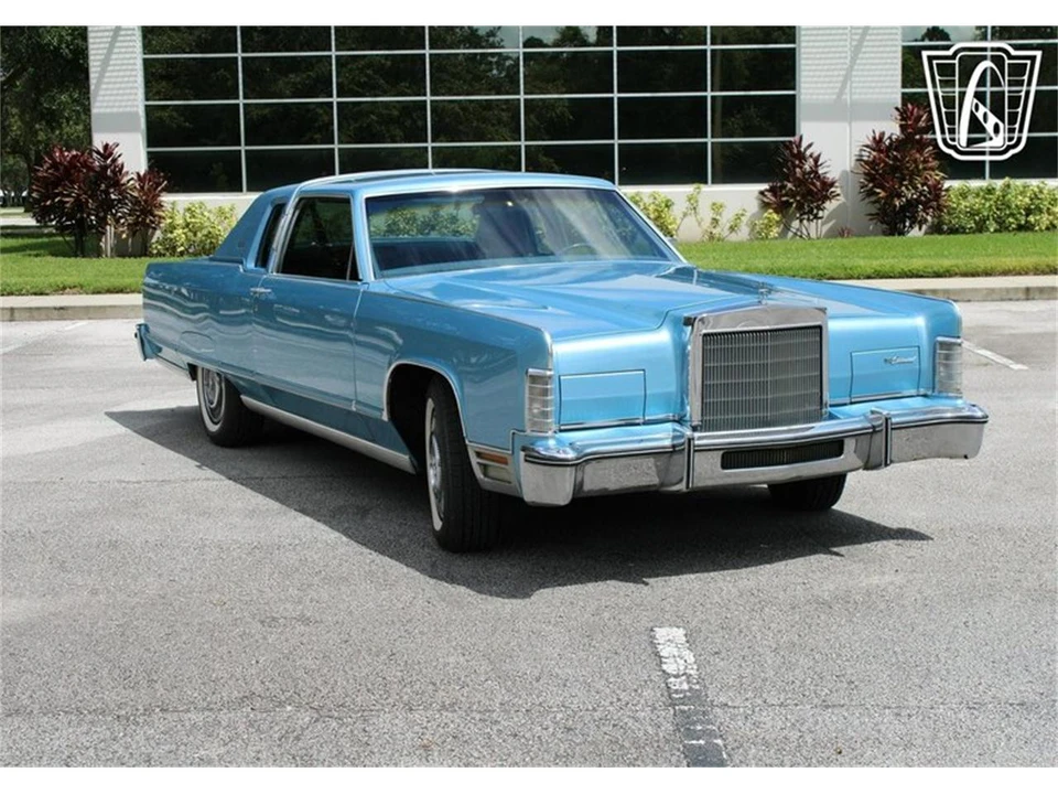 1977 Lincoln Town Car - Image 6 of 31