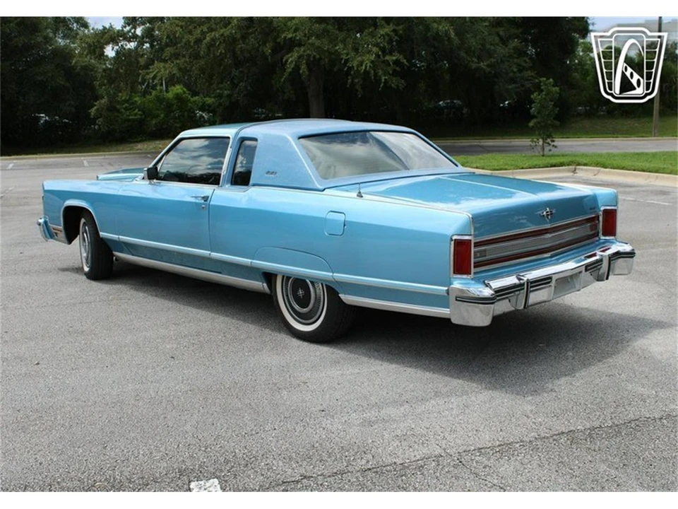 1977 Lincoln Town Car - Image 12 of 31