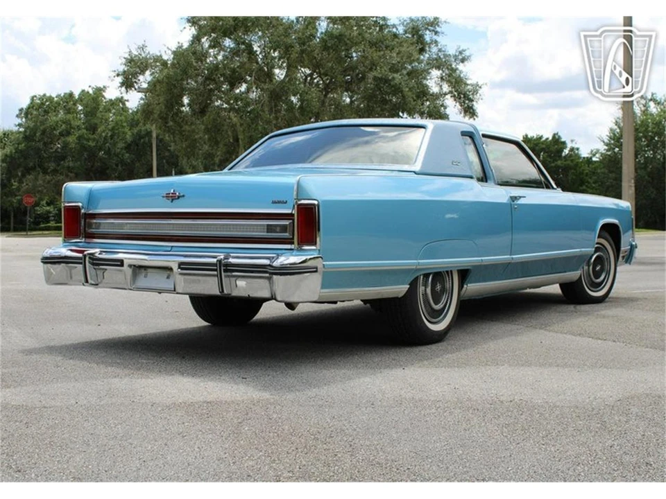 1977 Lincoln Town Car - Image 17 of 31