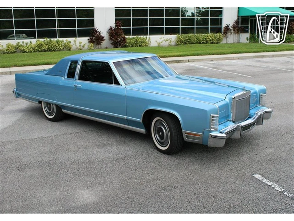 1977 Lincoln Town Car - Image 22 of 31