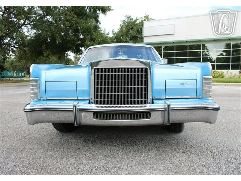 1977 Lincoln Town Car - Image 24 of 31