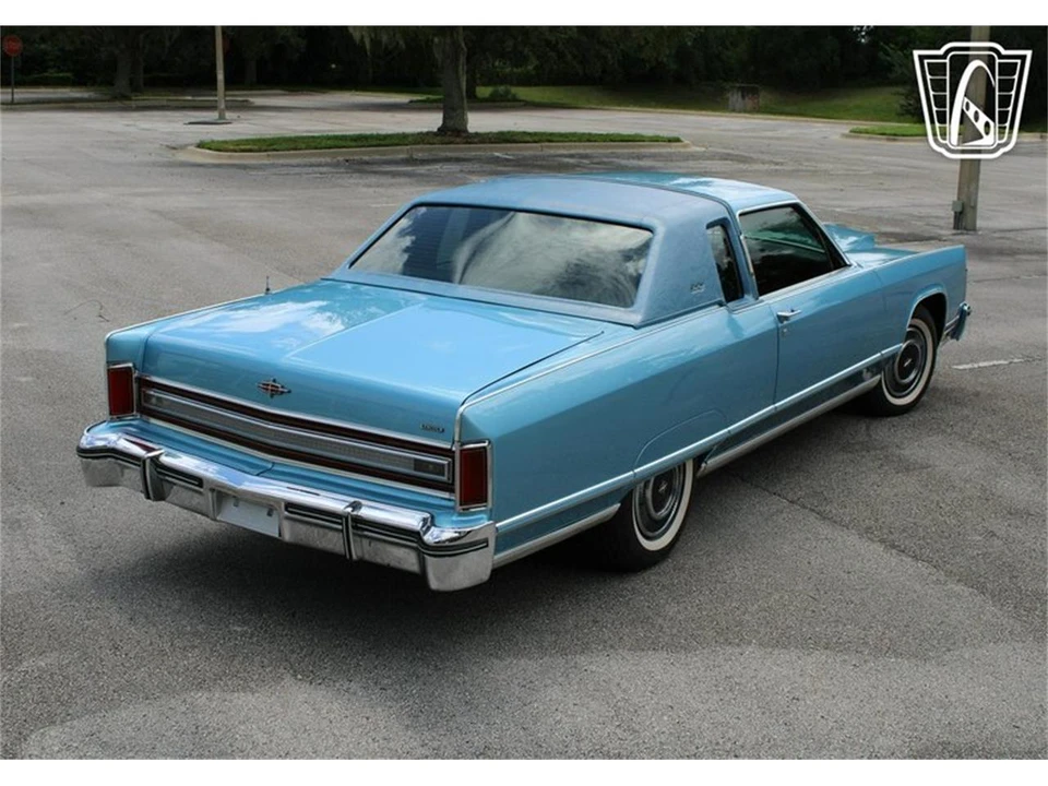 1977 Lincoln Town Car - Image 19 of 31