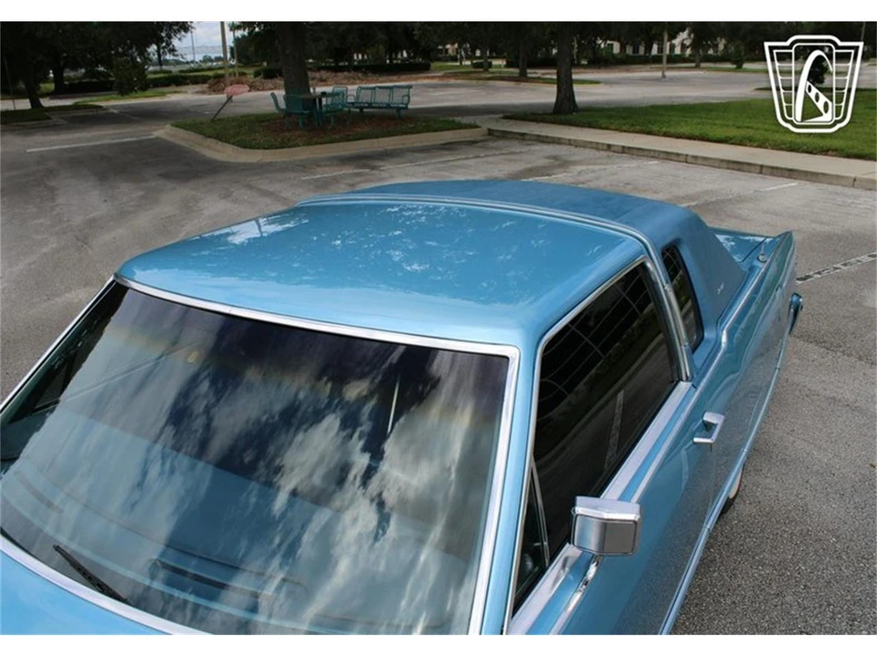 1977 Lincoln Town Car - Image 30 of 31