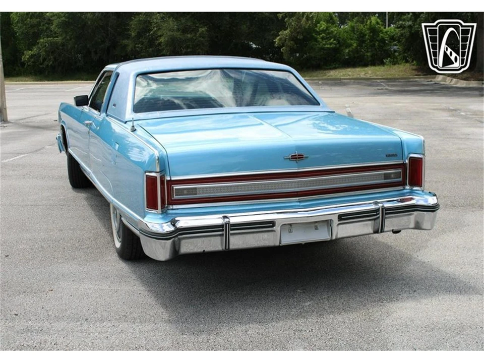 1977 Lincoln Town Car - Image 15 of 31