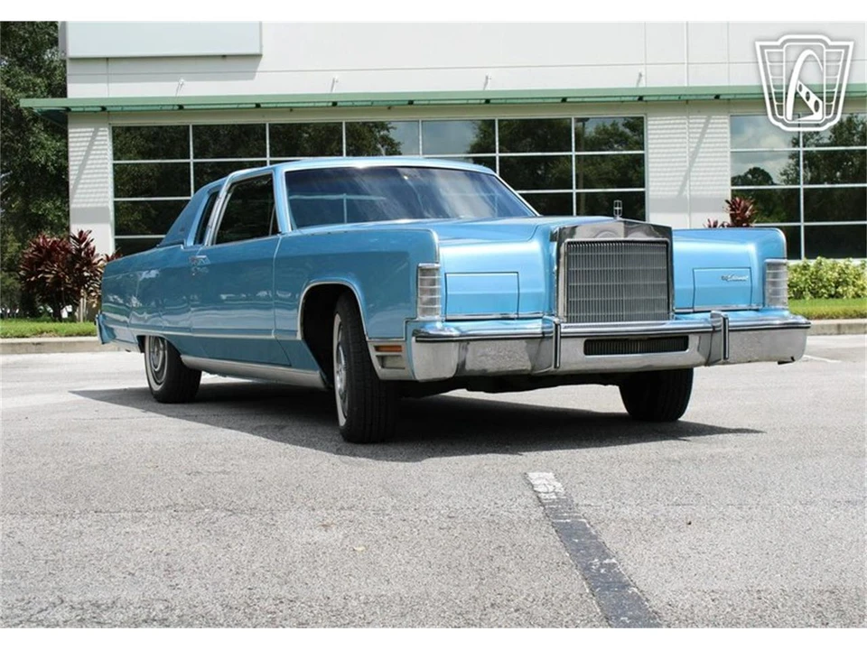 1977 Lincoln Town Car - Image 5 of 31