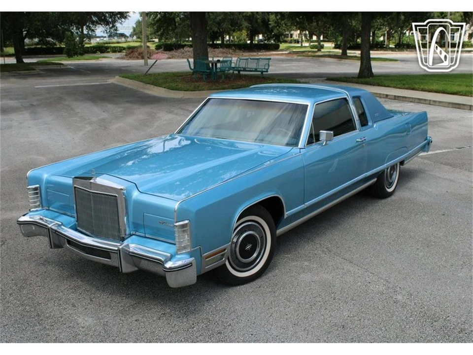 1977 Lincoln Town Car - Image 10 of 31