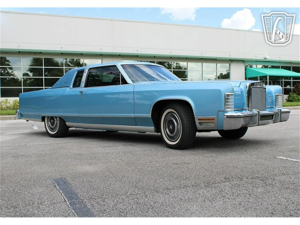 1977 Lincoln Town Car - Image 20 of 31