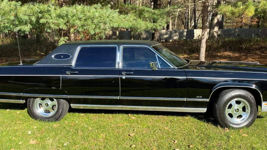 1977 Lincoln Town Car - Image 2 of 5