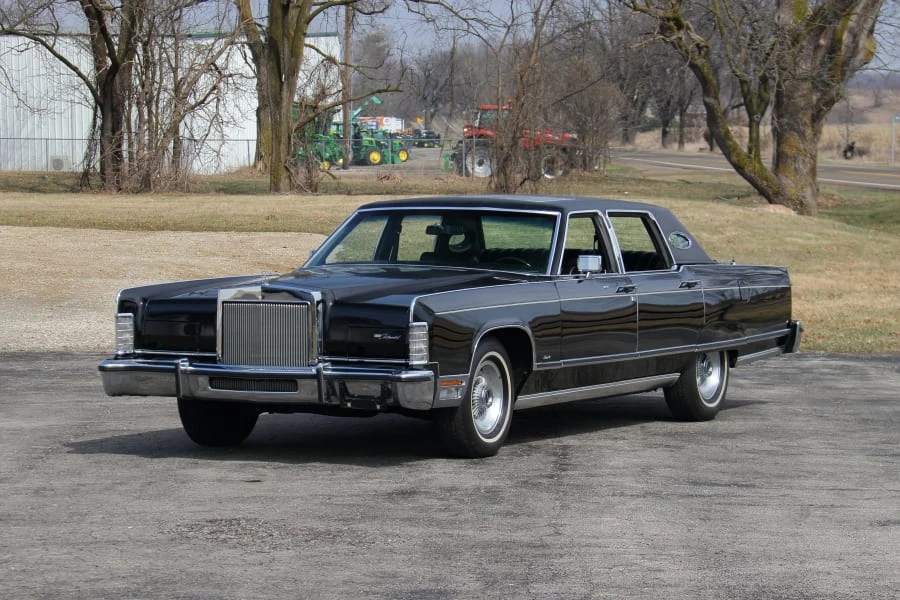 1977 Lincoln Town Car - Image 14 of 31