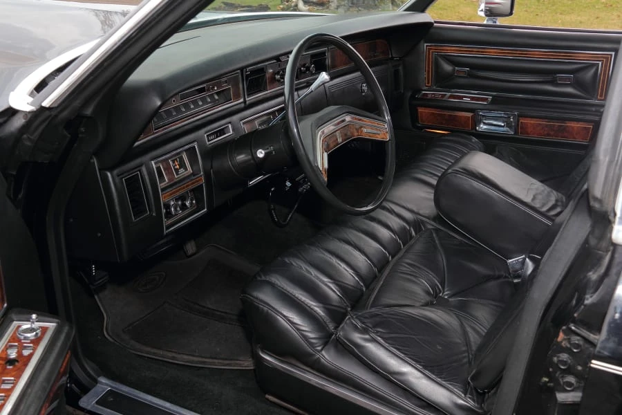 1977 Lincoln Town Car - Image 23 of 31
