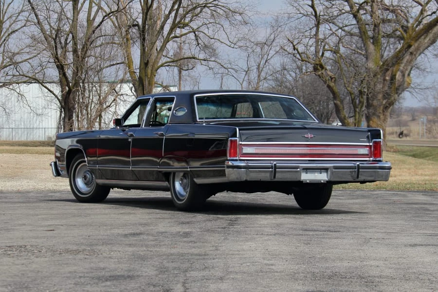 1977 Lincoln Town Car - Image 12 of 31