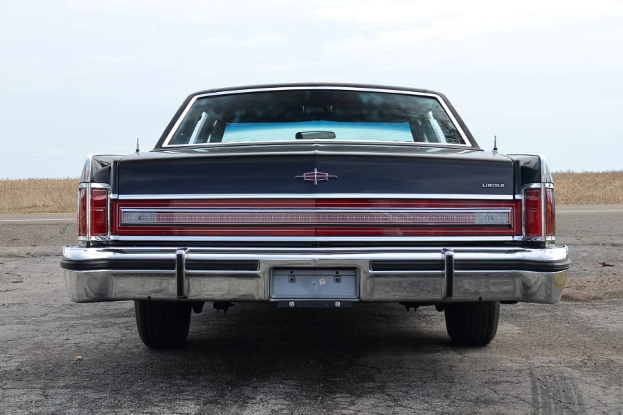 1977 Lincoln Town Car - Image 5 of 31