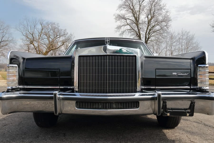 1977 Lincoln Town Car - Image 10 of 31