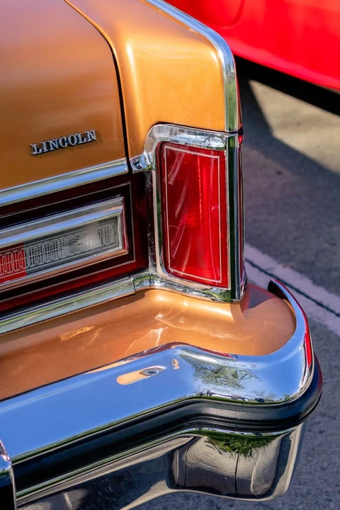 1977 Lincoln Continental 5th Gen - Image 8 of 15