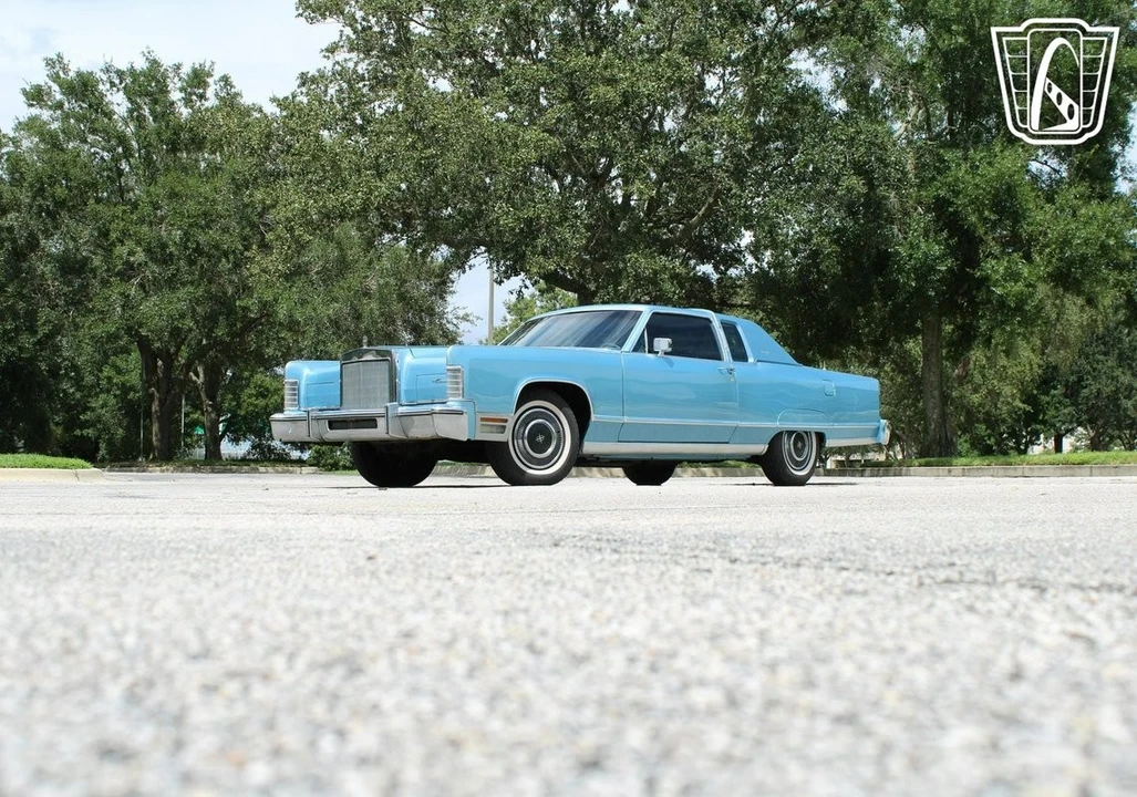 1977 Lincoln Town Car - Image 5 of 12