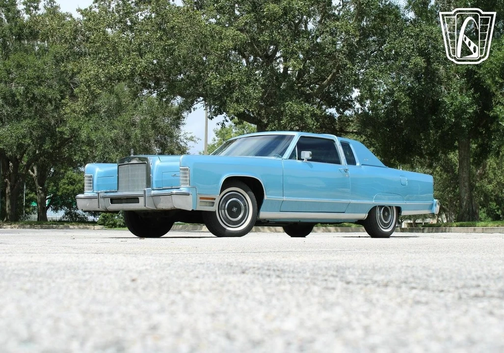 1977 Lincoln Continental Mark V - Image 3 of 12