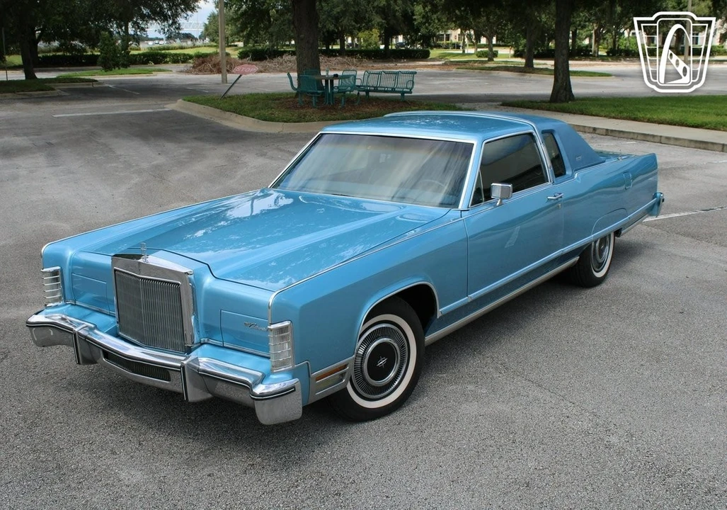 1977 Lincoln Continental Mark V - Image 11 of 12