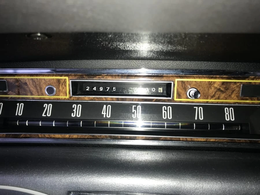 1977 Lincoln Continental 5th Gen - Image 5 of 10