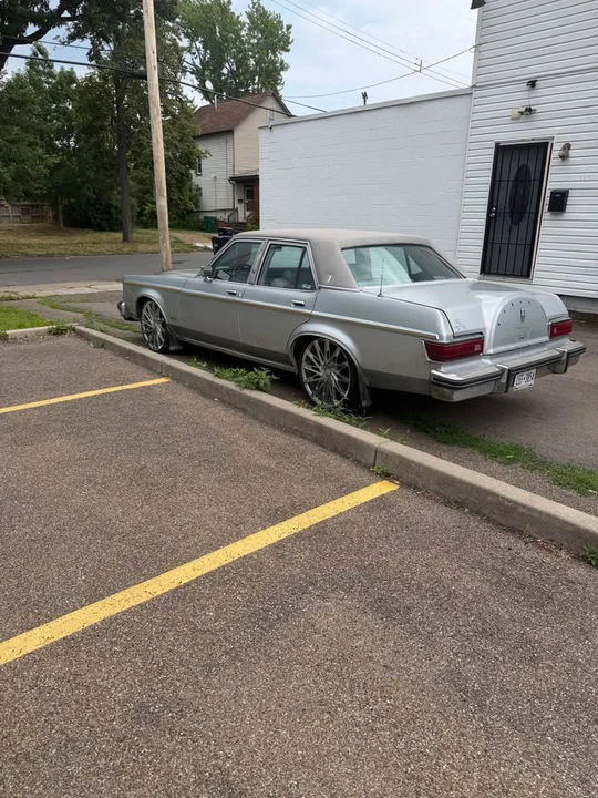 1977 Lincoln Continental Mark V - Image 5 of 20