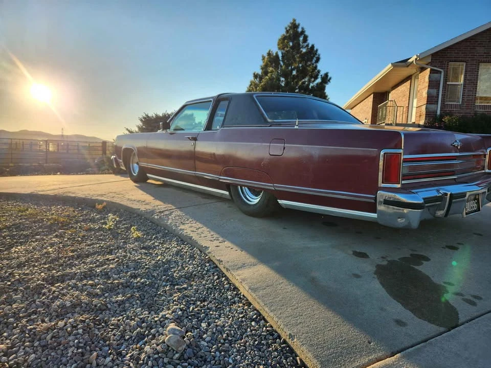 1977 Lincoln Continental 5th Gen - Image 2 of 14