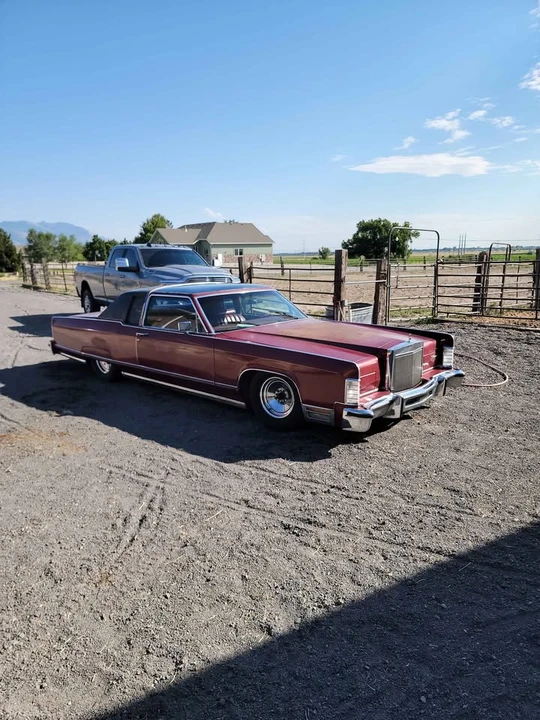 1977 Lincoln Continental 5th Gen - Image 11 of 14