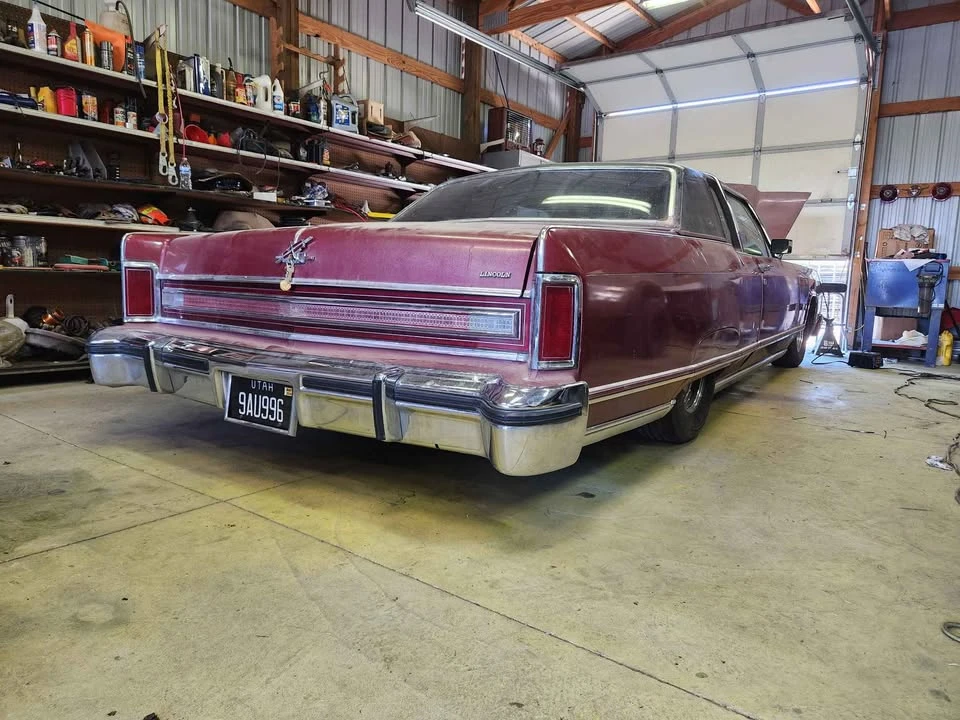 1977 Lincoln Continental 5th Gen - Image 12 of 14