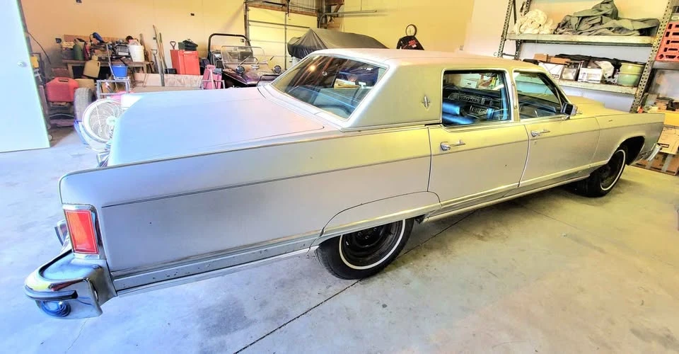 1977 Lincoln Continental 5th Gen - Image 2 of 20