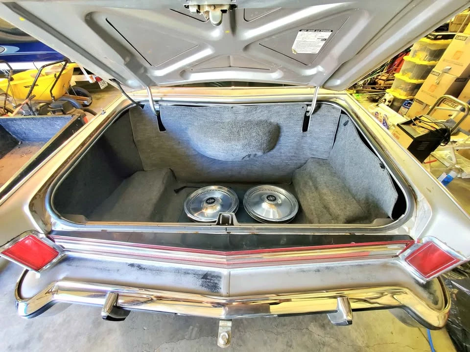 1977 Lincoln Continental 5th Gen - Image 4 of 20