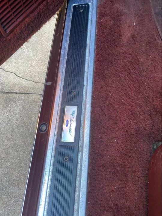 1977 Lincoln Continental 5th Gen - Image 9 of 18