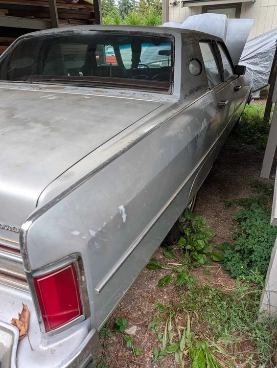 1977 Lincoln Continental 5th Gen - Image 8 of 12