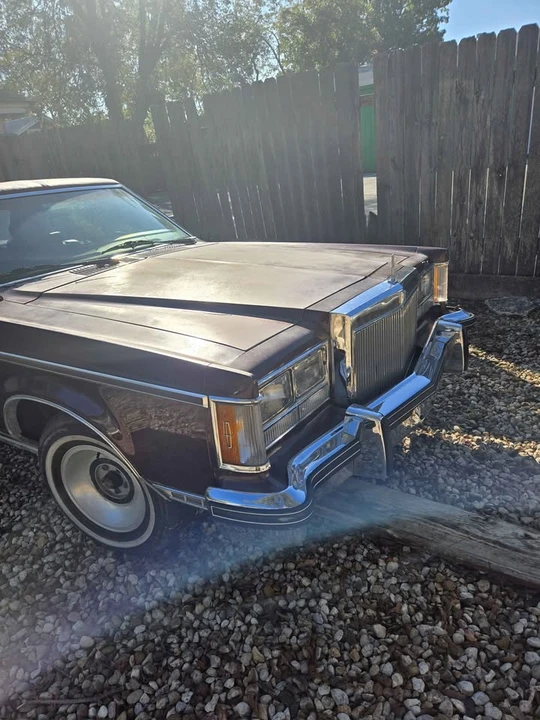 1977 Lincoln Continental 5th Gen - Image 3 of 8