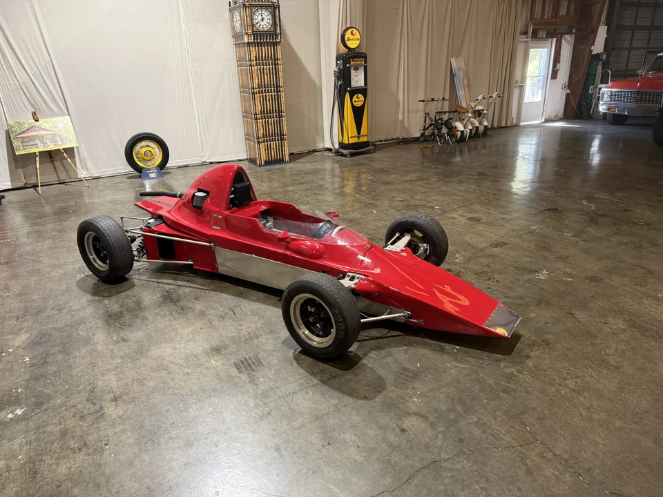1977 Lola - Image 4 of 31