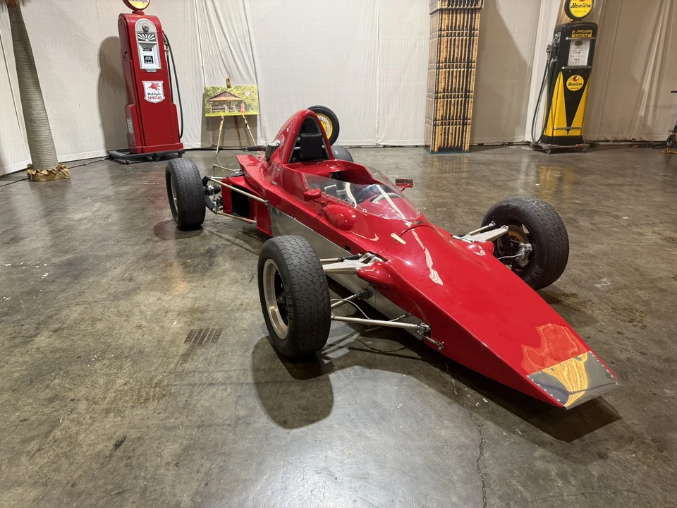 1977 Lola - Image 5 of 31