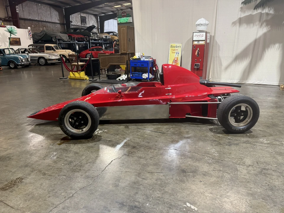 1977 Lola - Image 13 of 31
