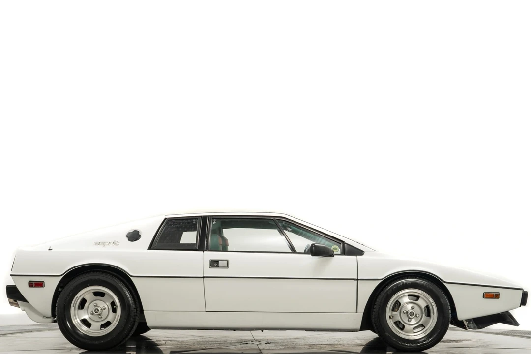 1977 Lotus Esprit Series 1 - Image 2 of 12