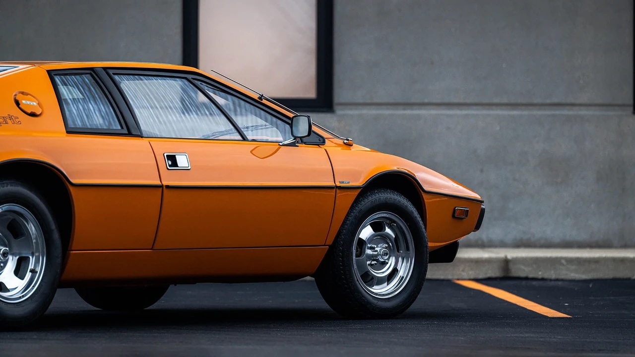 1977 Lotus Esprit Series 1 - Image 29 of 31