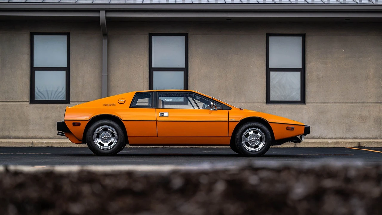 1977 Lotus Esprit Series 1 - Image 10 of 31