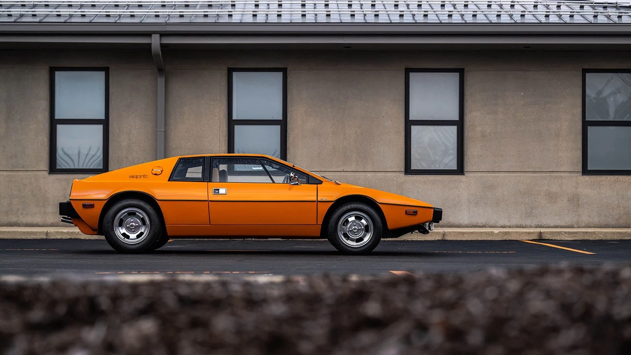 1977 Lotus Esprit Series 1 - Image 11 of 31