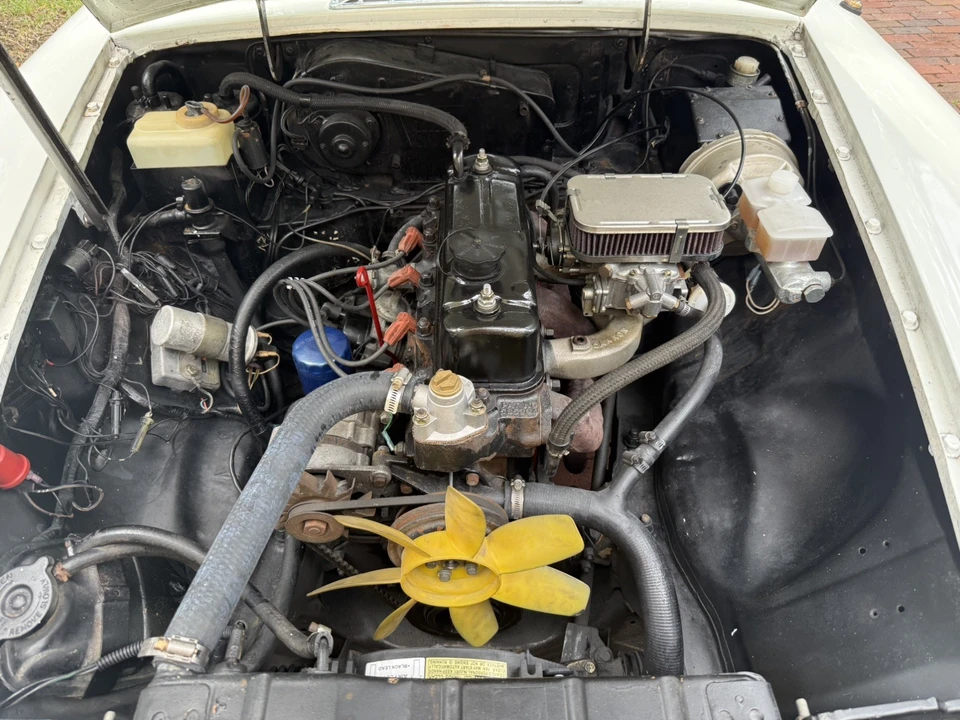 1977 MG MGB Roadster - Image 2 of 8