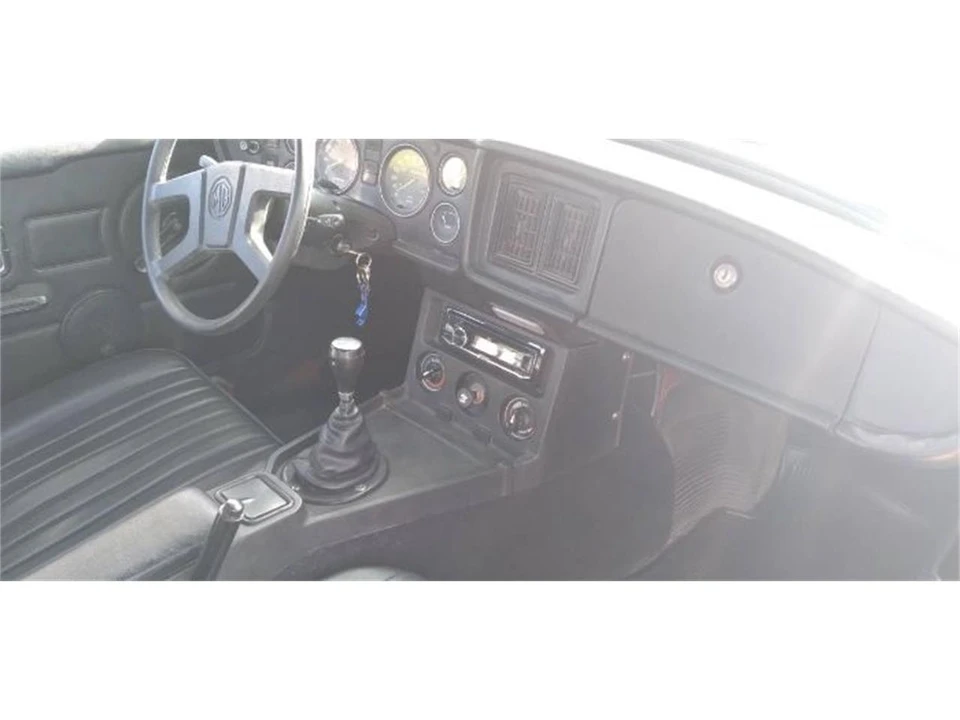 1977 MG MGB Roadster - Image 2 of 11