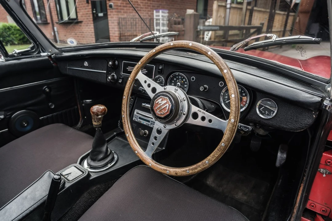 1977 MG MGB Roadster - Image 2 of 30