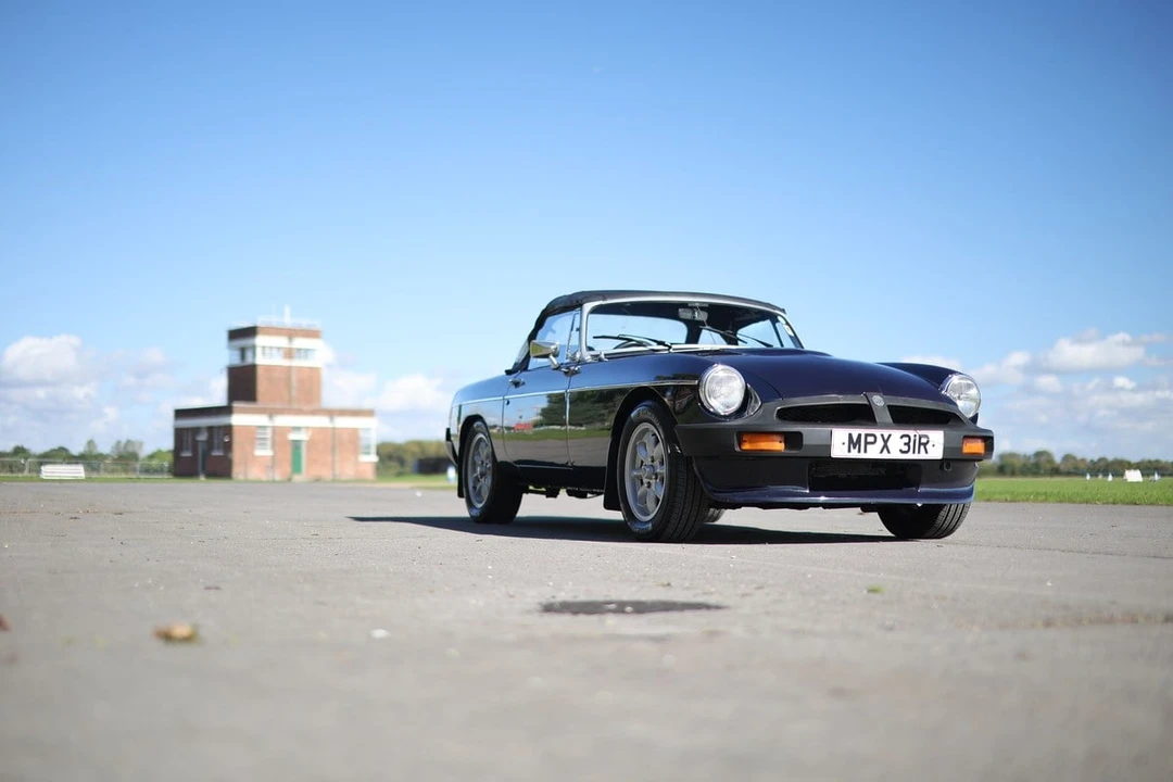 1977 MG RV8 - Image 19 of 30