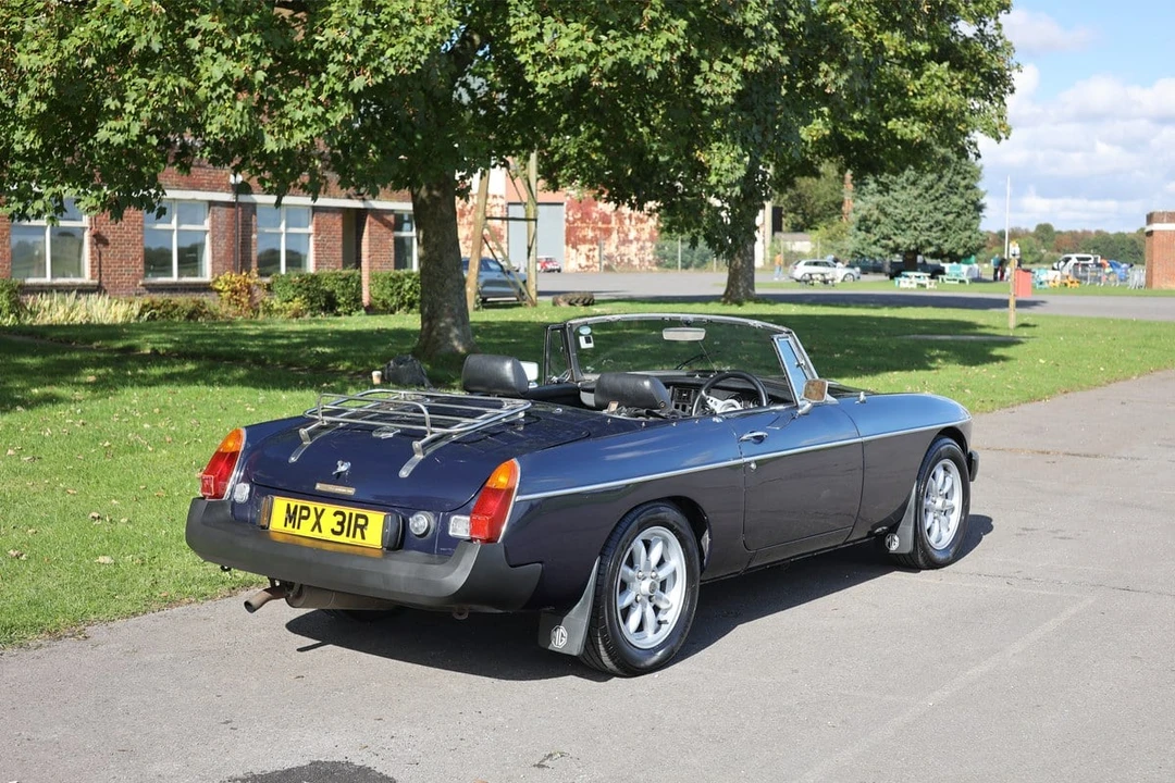 1977 MG RV8 - Image 7 of 30