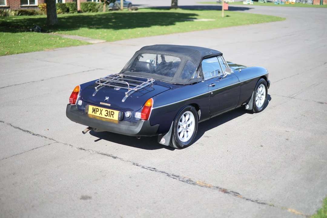 1977 MG RV8 - Image 24 of 30