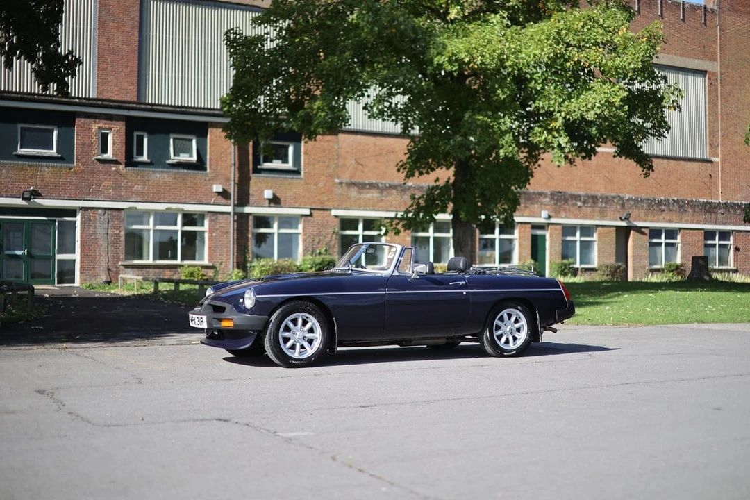 1977 MG RV8 - Image 17 of 30