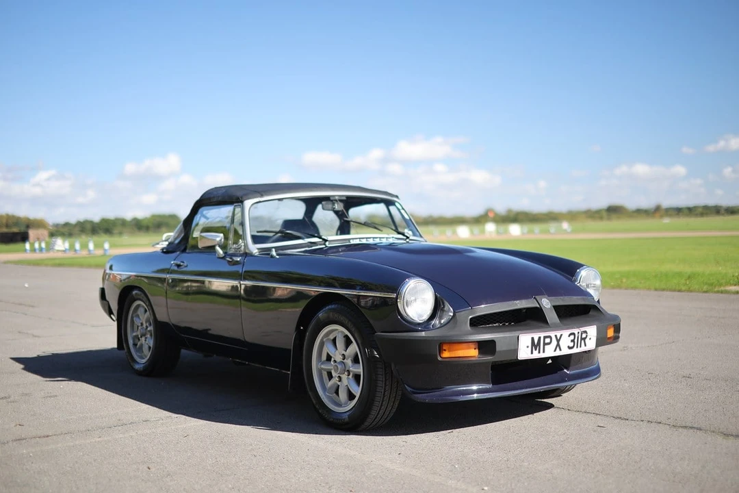 1977 MG RV8 - Image 18 of 30