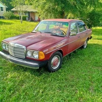 1977 Mercedes-Benz 240D
