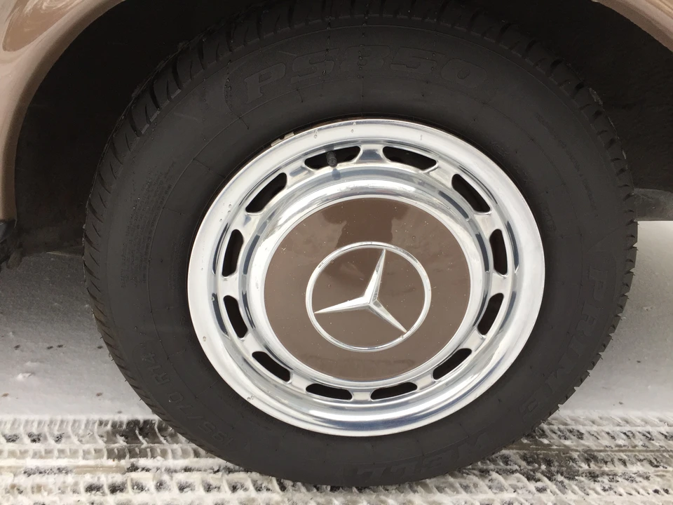 1977 Mercedes-Benz W123 Sedan - Image 25 of 31